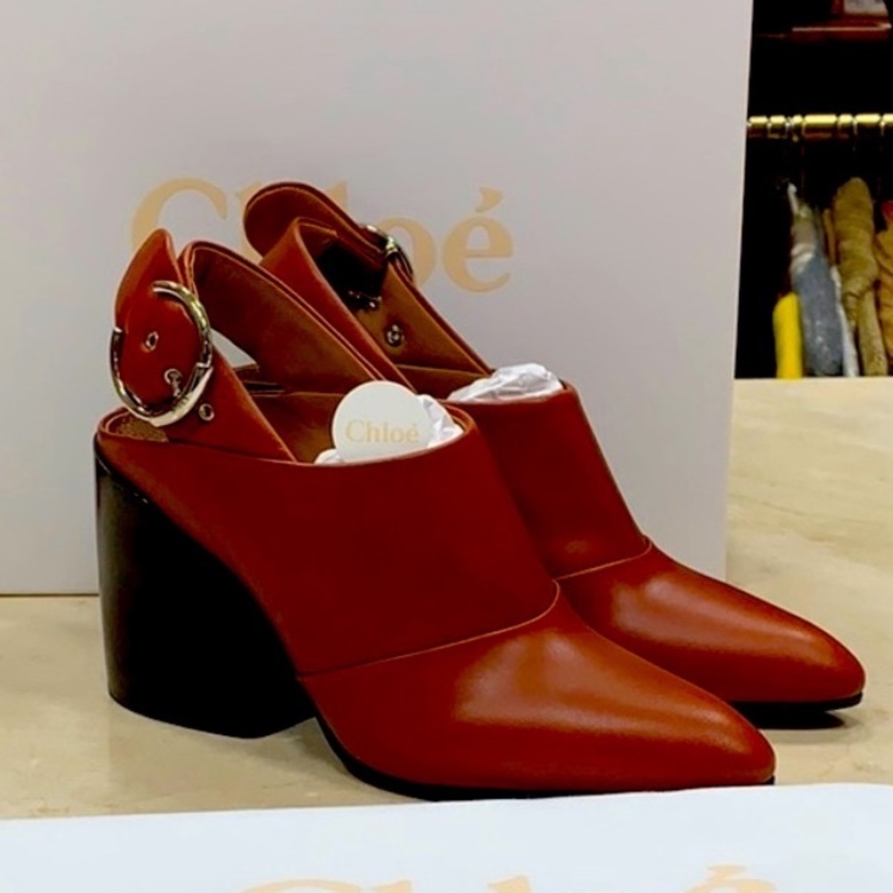 CHLOE WAVE SLINGBACK IN SEPIA BROWN LUXURY SMOOTH LEATHER WAVE HEEL SZ EU 38.5 - Picture 1 of 10